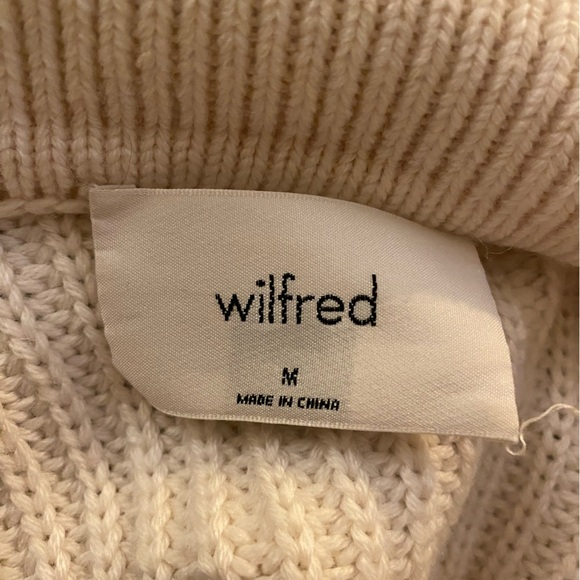 Aritzia Wilfred Nasim sweater size medium colour light birch great condition - Picture 4 of 4